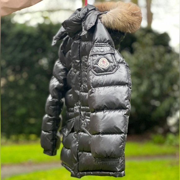 SOLD 🫶 Authentic Kids Size 8 Moncler Puffy Jacket - Navy Blue - Picture 1 of 4
